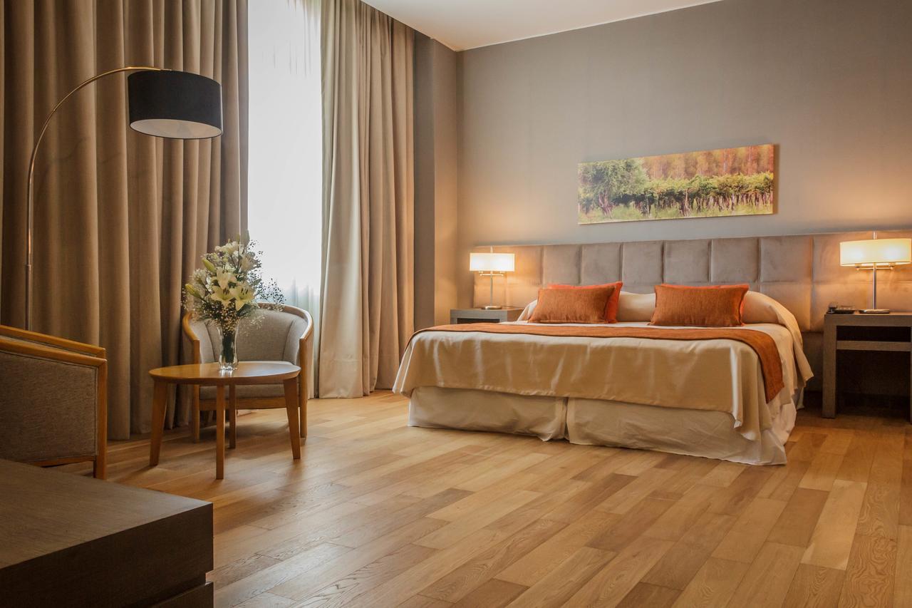 Villa Media Agua Marale Wines Hotel Boutique المظهر الخارجي الصورة